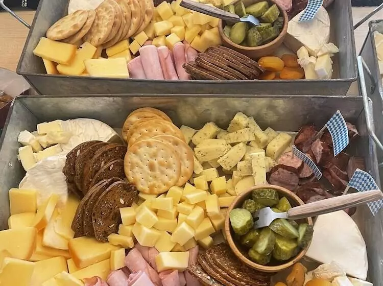 Tahitian Inn Boutique Hotel Tampa