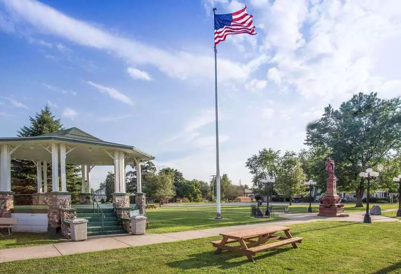 モーテル Days Inn By Wyndham Le Roy/bloomington Southeast