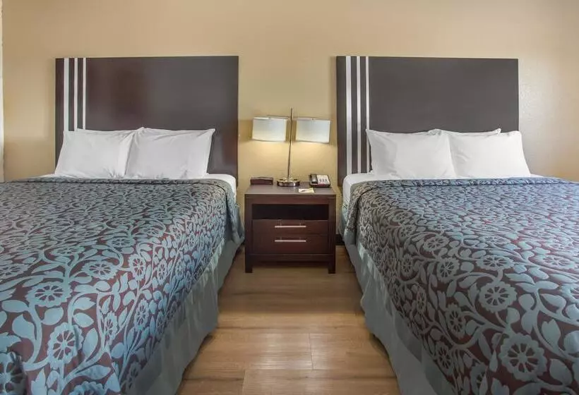 モーテル Days Inn By Wyndham Le Roy/bloomington Southeast