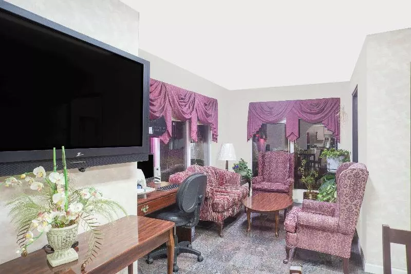 汽车旅馆  Super 8 By Wyndham Decatur Priceville