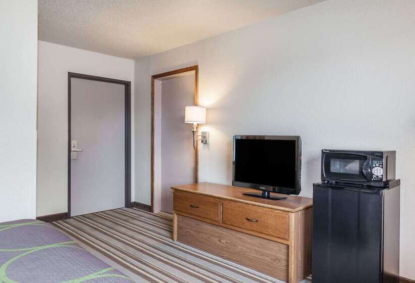 Motel Super 8 By Wyndham Dunbar/charleston Area