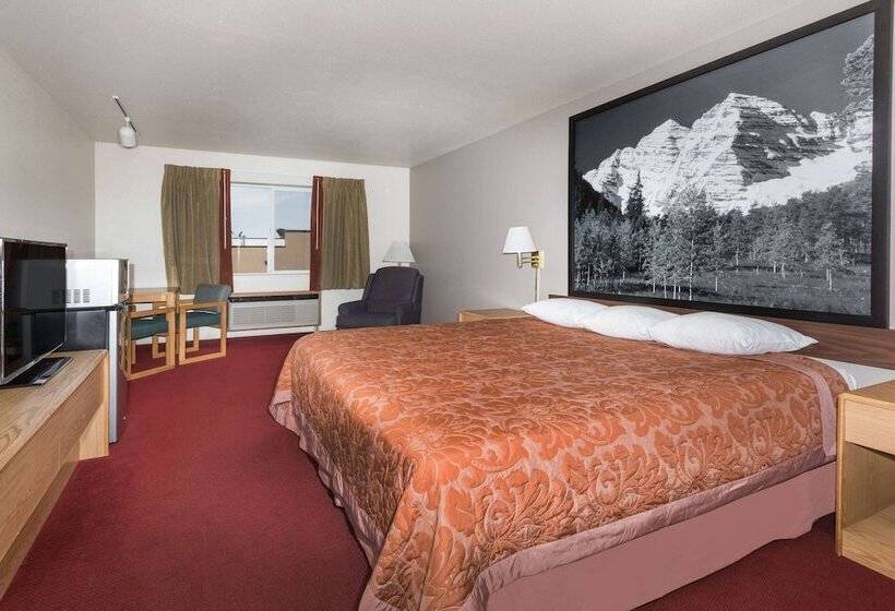 汽车旅馆  Super 8 By Wyndham Fruita