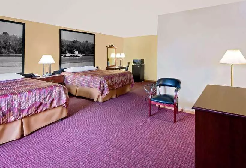 모텔 Super 8 By Wyndham Iowa Falls