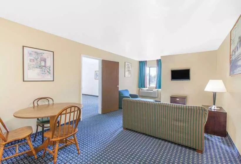 모텔 Super 8 By Wyndham Sallisaw