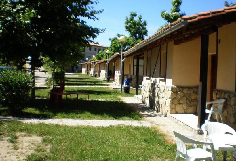 هاستل Camping Al-bereka