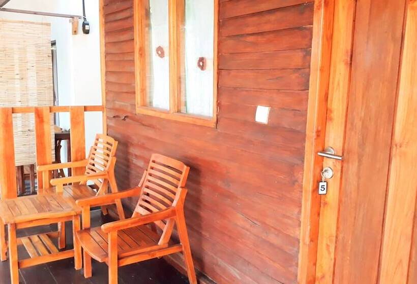 تختخواب و صبحانه Bintang Tiga Bungalows Gili Air