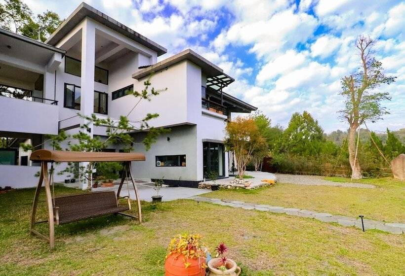 تختخواب و صبحانه Yanyu Resort