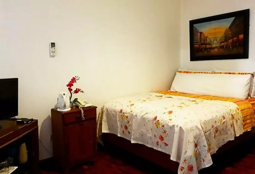 هتل Carino Resort By Oyo Rooms