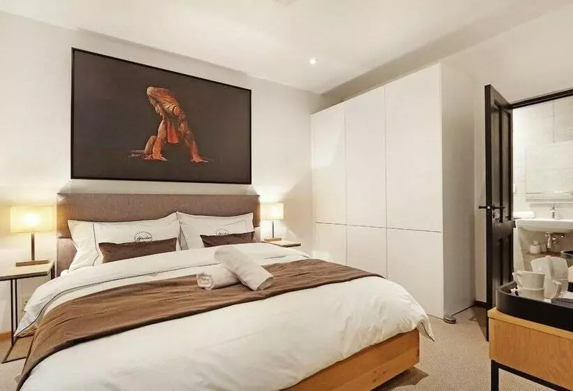 Hotelli Garden Retreat Guest House