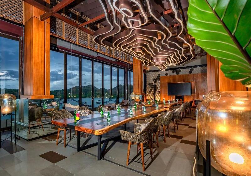 Отель Meruorah Komodo Labuan Bajo