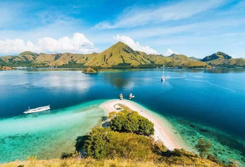 Hotelli Meruorah Komodo Labuan Bajo