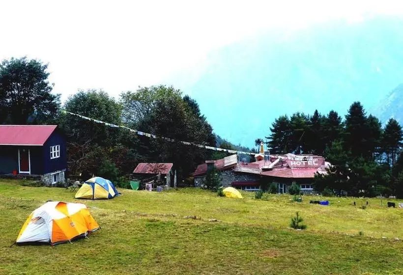 هتل Lukla Airport Resort, Lukla