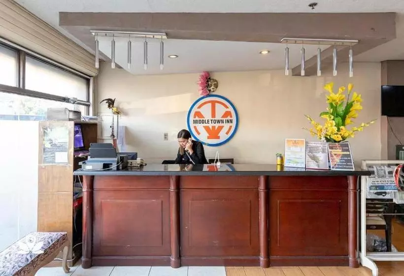 ホテル Middle Town Inn