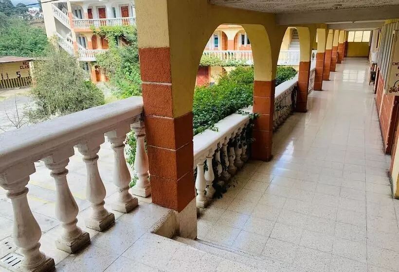 هتل Real Classic Inn