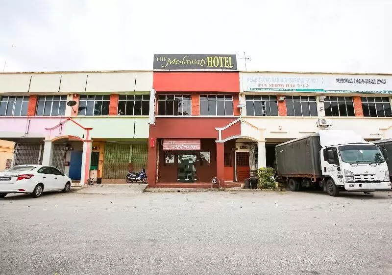 Melati Hotel Nilai By Oyo Rooms