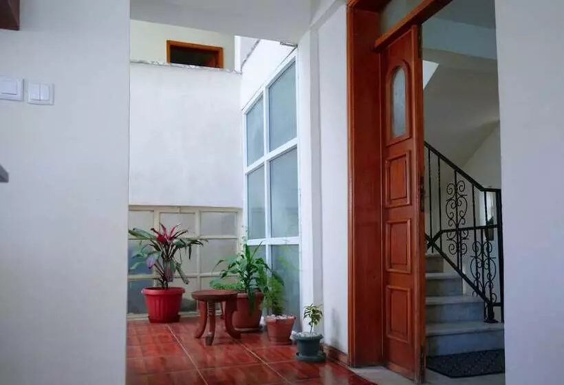 پانسیون Brusali Guest House