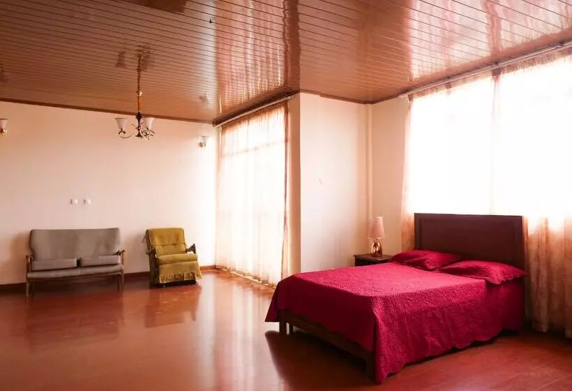 پانسیون Brusali Guest House