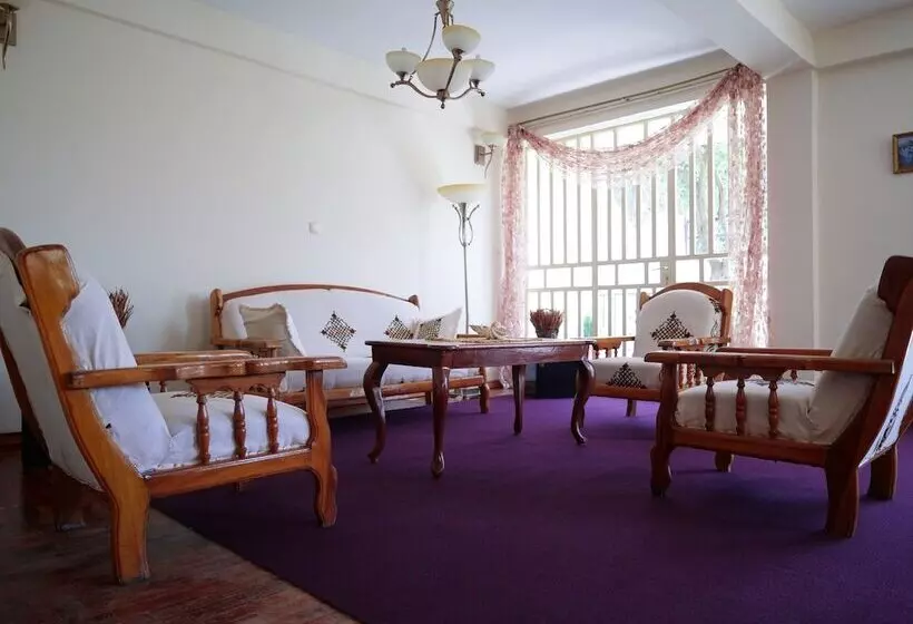پانسیون Brusali Guest House