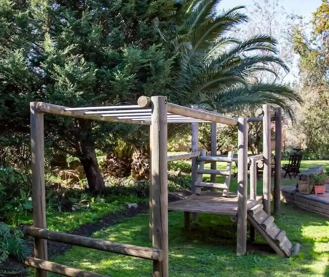 Majatalo Deo Gratia Guest House