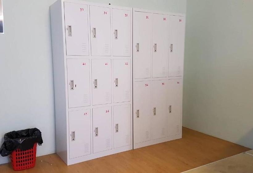 בית מלון כפרי Pu Rock Hostel