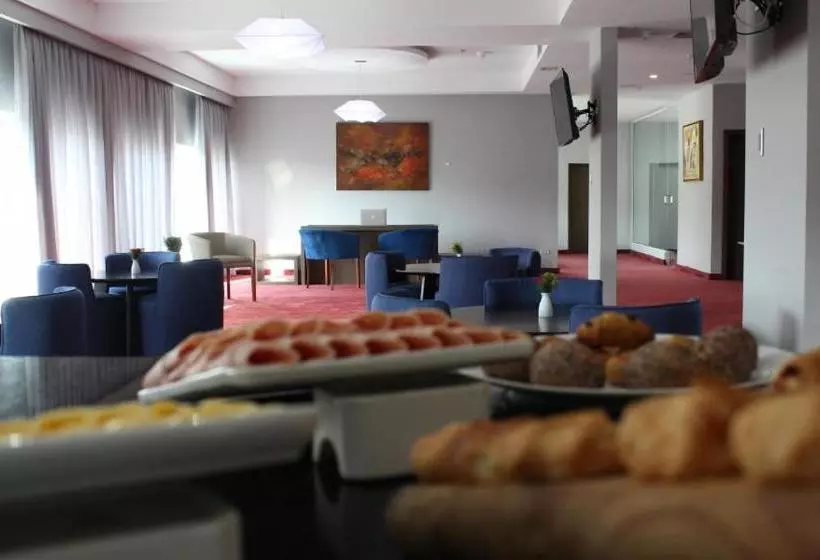 هتل Hesperia Maracay