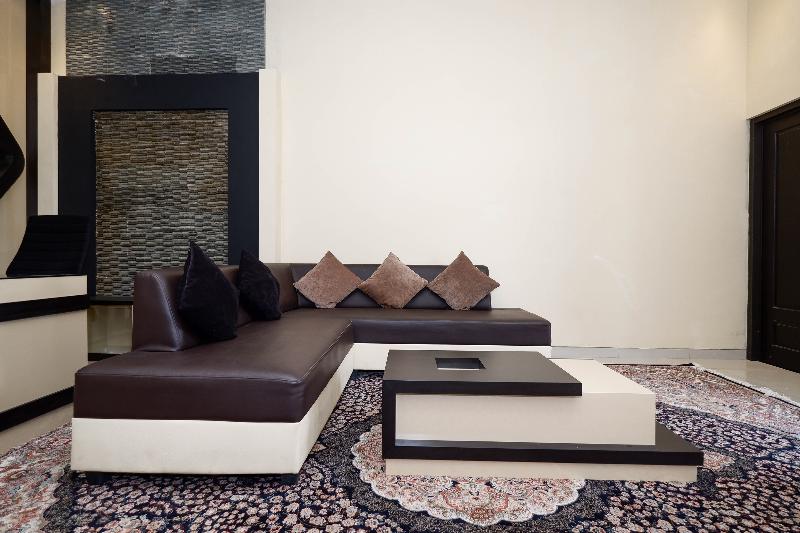 Vandrarhem Erna's House Solo By Oyo Rooms