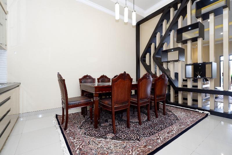 Vandrarhem Erna's House Solo By Oyo Rooms