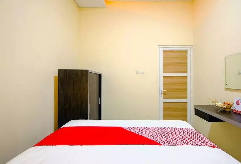 Hotelli Dalem Jongke Homestay By Oyo Rooms