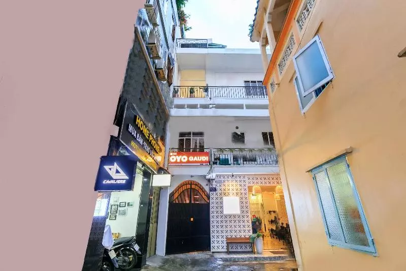 هتل Gaudi By Oyo Rooms