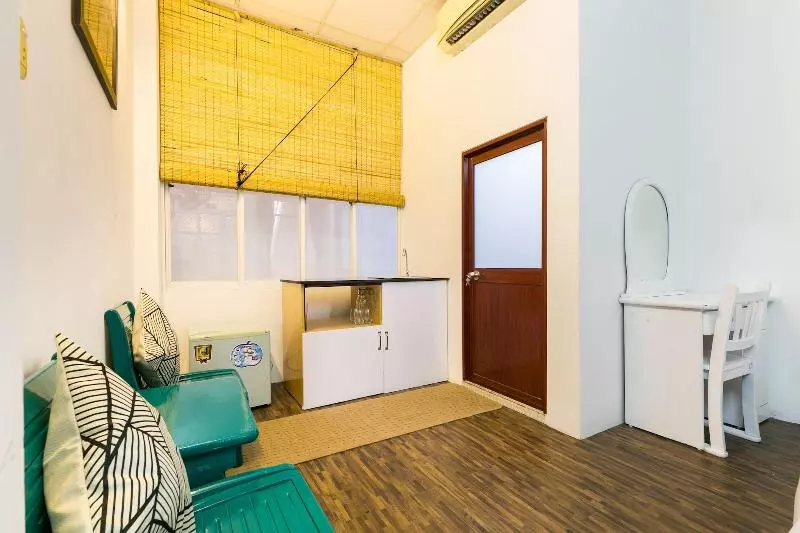هتل Gaudi By Oyo Rooms