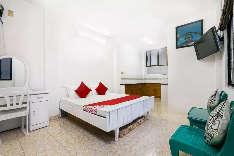 هتل Gaudi By Oyo Rooms