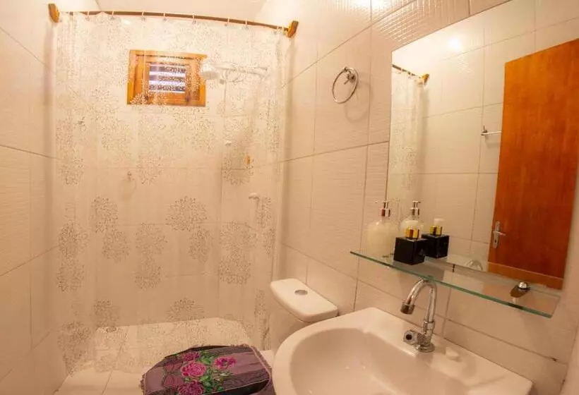 هتل Pousada Villa Flores