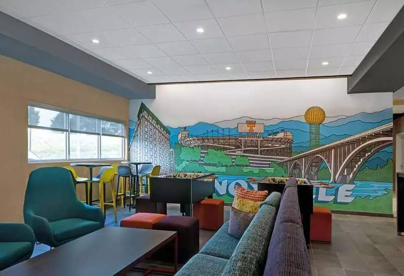 هتل Tru By Hilton Knoxville West Turkey Creek