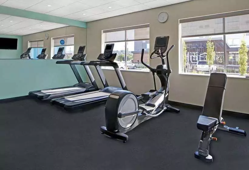 هتل Tru By Hilton Knoxville West Turkey Creek