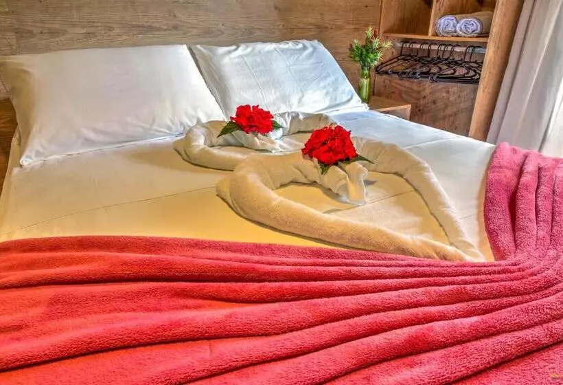 I9 Embaú Flats & Suites