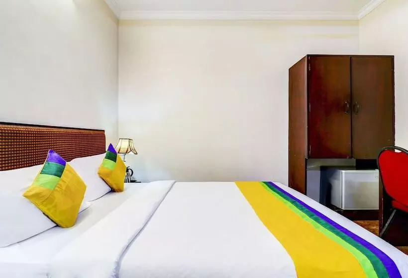 Itsy Hotels Ammu Regency