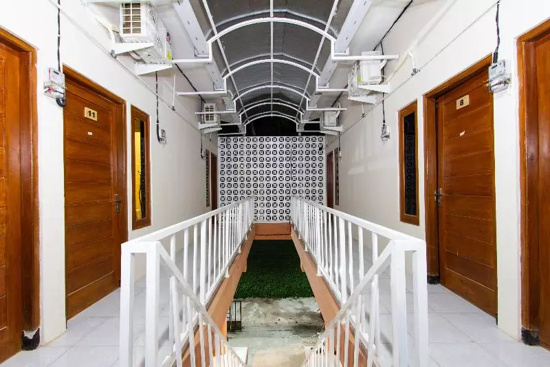 ユースホステル Homestay Wak Gobenk By Oyo Rooms