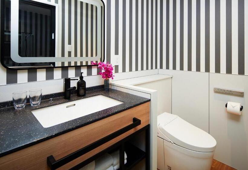 Citadines Namba Osaka