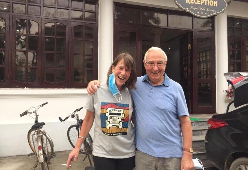 هتل Vạn Xuân Royal