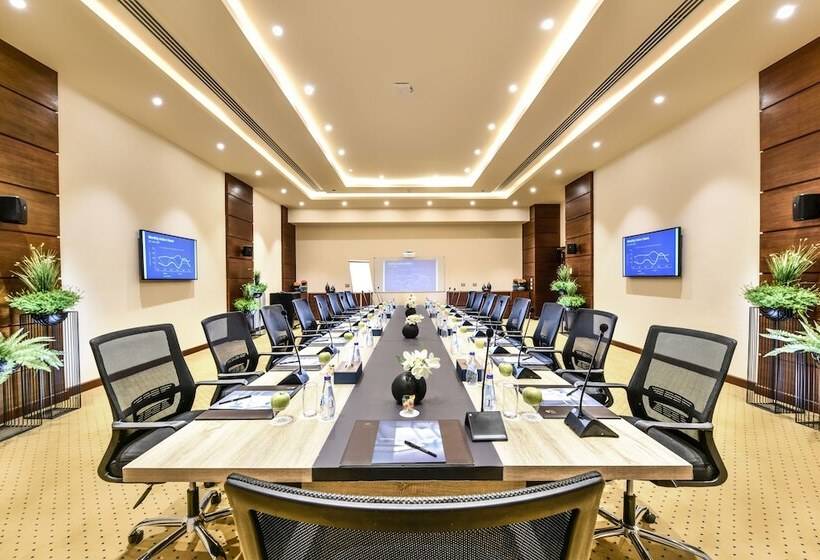 هتل Tolip Resort El Galala Majestic