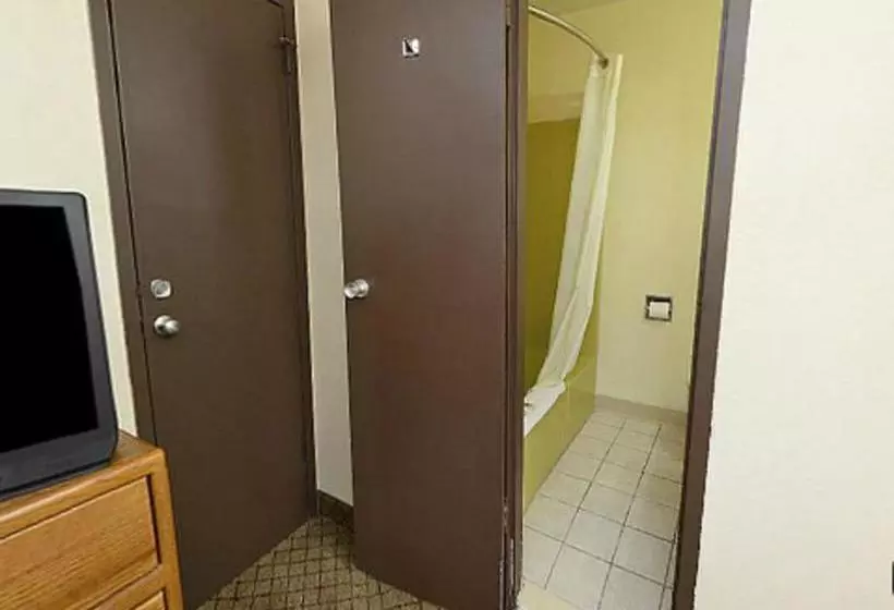 호텔 Country Hearth Inn Hannibal