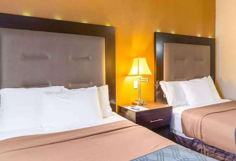 Отель Econo Lodge