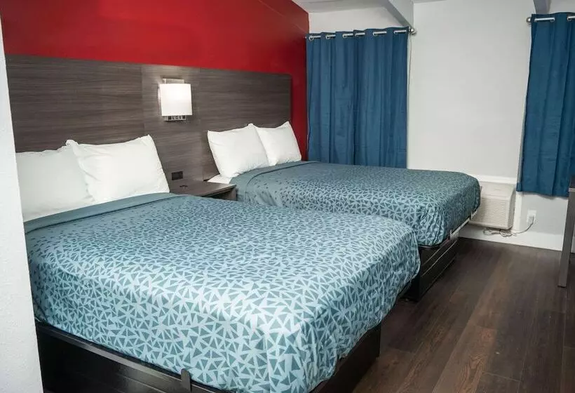 Отель Econo Lodge