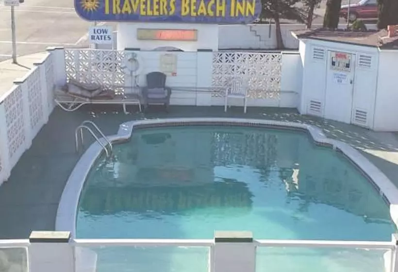 Hotelli Travelers Beach Inn