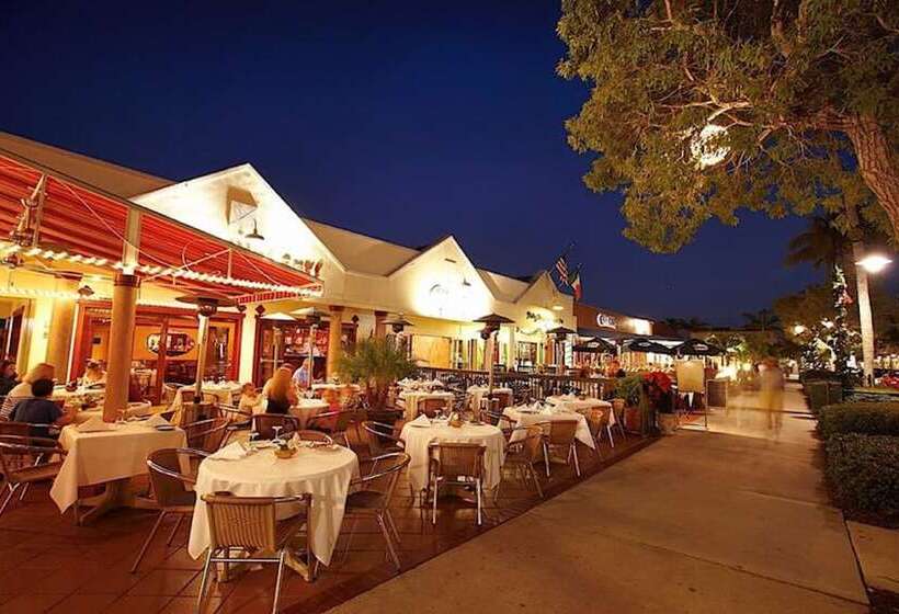 בית מלון כפרי The Capri Inn