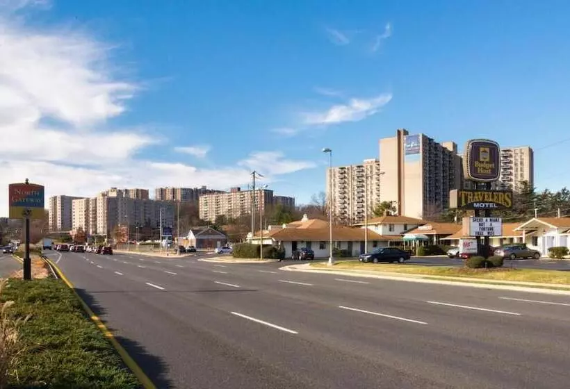 Motelli Budget Host Alexandria