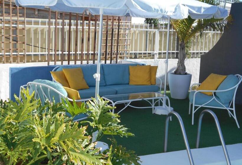 Beach Boys Resort - Men Only