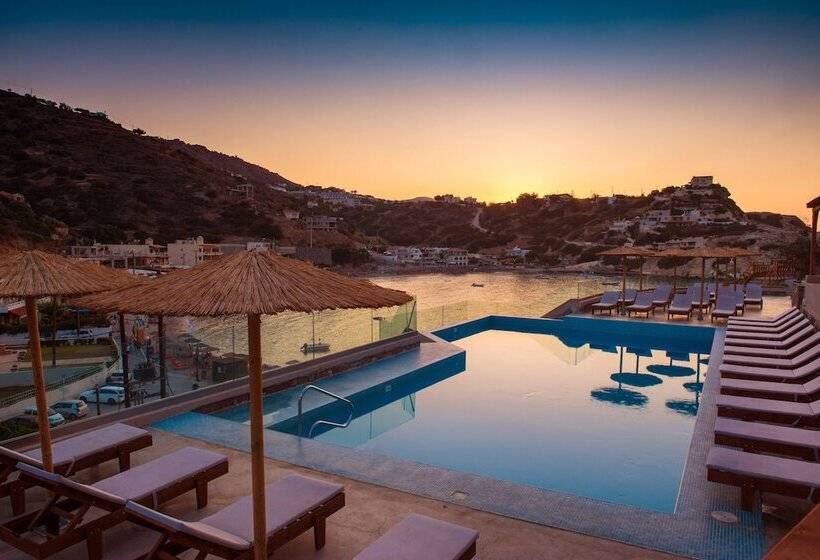 בית מלון כפרי Lygaria Beach