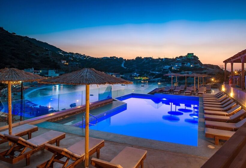 בית מלון כפרי Lygaria Beach