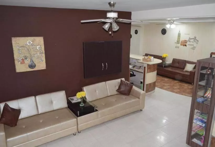 هتل Plaza Cúcuta Center